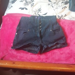 Miley Cyrus Jean shorts